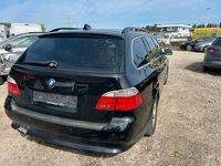 Gebraucht BMW 525 197 PS (144 kW) 2008 Schwarz Kombi