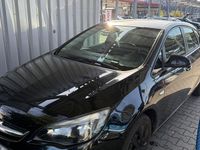 Gebraucht Opel Astra Edition 101 PS (74 kW) 2012 Schwarz Limousine