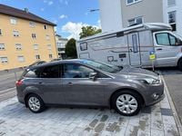 Gebraucht Ford Focus Champions Edition 105 PS (77 kW) 2012 Braun Kombi