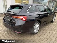 Neu Skoda Octavia 150 PS (110 kW) 2025 Schwarzmagic perleffekt Kombi