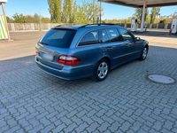 Second-hand Mercedes E320 224 CP (164 kW) 2008 Albastru Break