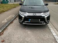 Gebraucht Mitsubishi Outlander 150 PS (110 kW) 2019 Schwarz SUV