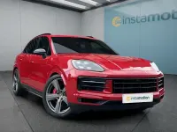 Gebraucht Porsche Cayenne 475 PS (349 kW) 2024 Rot SUV