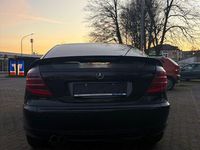 Gebraucht Mercedes C180 143 PS (105 kW) 2004 Schwarz Coupé