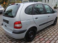 Gebraucht Renault Scénic 107 PS (78 kW) 2000 Silber Van / Kleinbus