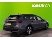 Gebraucht VW Passat 150 PS (110 kW) 2025 Platinum grey Kombi