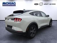 Gebraucht Ford Mustang Mach-E 197 kW (269 PS) 2021 Starweiß metallic SUV