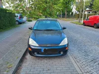 Używany Ford Focus 115 KM (84 kW) 1999 Niebieski Hatchback