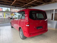 Gebraucht Mercedes Vito 102 PS (75 kW) 2020 Rot Van