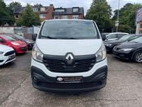 Gebraucht Renault Trafic Komfort 145 PS (106 kW) 2019 Weiß Van / Kleinbus