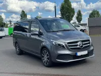 Gebraucht Mercedes V300 Avantgarde Edition 237 PS (174 kW) 2023 Grau Van / Kleinbus