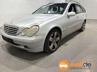 Gebraucht Mercedes C200 Elegance 163 PS (119 kW) 2003 Brillantsilber Kombi