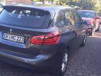 Gebraucht BMW 216 102 PS (75 kW) 2016 Grau Kombi