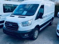 Gebraucht Ford Transit Trend 131 PS (96 kW) 2022 Frostweiß Van / Kleinbus
