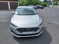 Gebraucht Ford Focus Titanium 125 PS (91 kW) 2024 Silber Limousine
