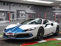 Gebraucht Ferrari 296 829 PS (609 kW) 2024 Weiß Cabrio