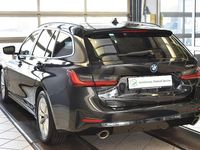 Gebraucht BMW 330e Advantage 252 PS (185 kW) 2021 Schwarz Kombi