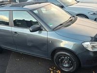Gebraucht Skoda Fabia Ambition 86 PS (63 kW) 2015 Grün Kleinwagen