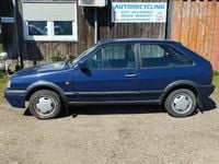 Second-hand VW Polo 45 CP (33 kW) 1994 Albastru Coupe
