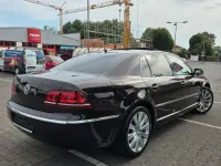 Gebraucht VW Phaeton 245 PS (180 kW) 2015 Violet Limousine