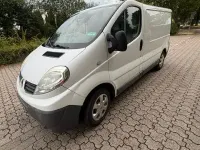 Gebraucht Renault Trafic 90 PS (66 kW) 2013 Weiß Van / Kleinbus
