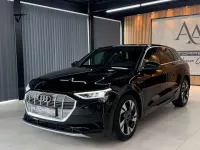 Gebraucht Audi e-tron Advanced 300 kW (408 PS) 2023 Schwarz SUV