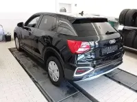 Gebraucht Audi Q2 Advanced Plus 150 PS (110 kW) 2021 Mythosschwarz metallic SUV