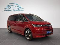Gebraucht VW Multivan Life 245 PS (180 kW) 2025 Rot Van