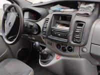 Second-hand Opel Vivaro 90 CP (66 kW) 2012 Alb Monovolum