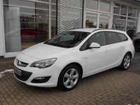 Gebraucht Opel Astra 120 PS (88 kW) 2016 Schneeweiss/summitwhite/arctic Kombi
