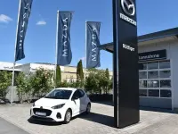 Neu Mazda 2 Center-Line 116 PS (85 kW) 2025 Weiß Limousine