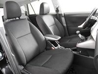 Gebraucht Toyota Verso Travel 147 PS (108 kW) 2012 Schwarz Van / Kleinbus