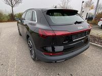 Gebraucht Audi e-tron 230 kW (313 PS) 2022 Schwarz SUV