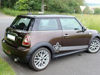Gebraucht Mini Cooper D 112 PS (82 kW) 2010 Braun metallic Kleinwagen