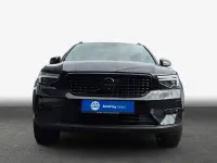 Gebraucht Volvo XC40 Plus 163 PS (119 kW) 2025 Onyx black / metallic SUV