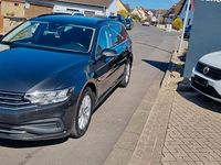 Gebraucht VW Passat Business 150 PS (110 kW) 2019 Mangangrau Kombi
