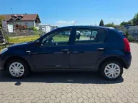 Gebraucht Dacia Sandero 75 PS (55 kW) 2009 Blau Limousine