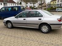 Gebraucht Peugeot 406 90 PS (66 kW) 1998 Silber Limousine
