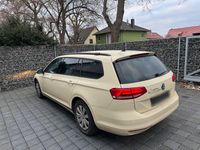 Gebraucht VW Passat 150 PS (110 kW) 2019 Beige Kombi