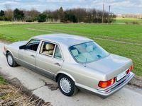 Gebraucht Mercedes 420 204 PS (150 kW) 1991 Silber Limousine