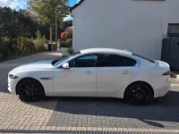 Gebraucht Jaguar XE SE 250 PS (183 kW) 2020 Weiß Limousine