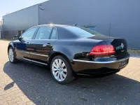 Gebraucht VW Phaeton 239 PS (175 kW) 2011 Deep black perleffekt Limousine