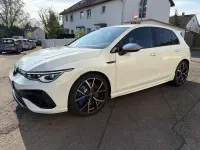 Usata VW Golf VIII R 333 CV (244 kW) 2024 Bianco Berlina