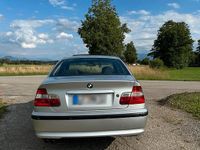 Gebraucht BMW 325 192 PS (141 kW) 2003 Silber Limousine