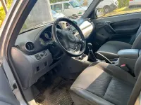 Gebraucht Toyota RAV4 150 PS (110 kW) 2001 Silber SUV