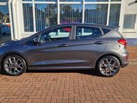 Gebraucht Ford Fiesta ST-Line 125 PS (91 kW) 2022 Magnetic grau metallic Kleinwagen
