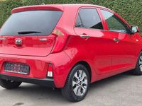 Gebraucht Kia Picanto Start 67 PS (49 kW) 2016 Rot Kleinwagen