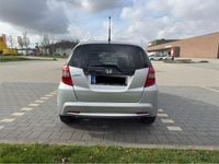Gebraucht Honda Jazz 99 PS (72 kW) 2015 Silber Kleinwagen