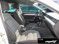 Gebraucht VW Passat Business 150 PS (110 kW) 2024 Weiß Kombi