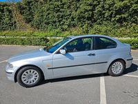 Second-hand BMW 318 143 CP (105 kW) 2002 Argintiu Coupe